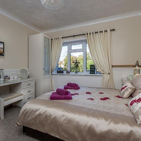 ويمبورن مينستر Wimborne Lodge المظهر الخارجي الصورة