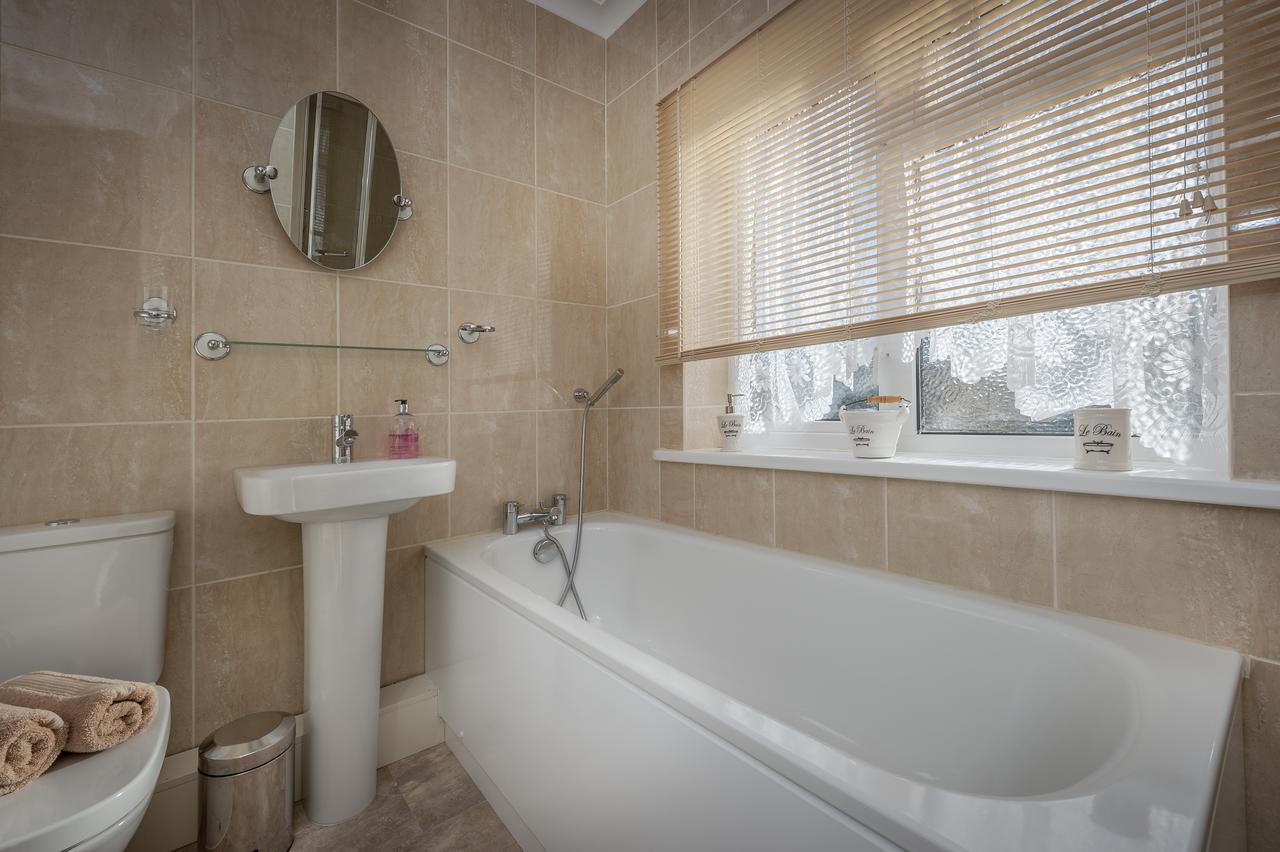 ويمبورن مينستر Wimborne Lodge المظهر الخارجي الصورة
