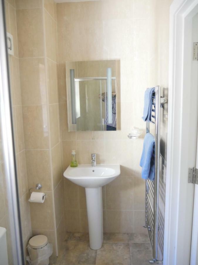ويمبورن مينستر Wimborne Lodge المظهر الخارجي الصورة